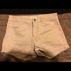 Creamy color H&M shorts